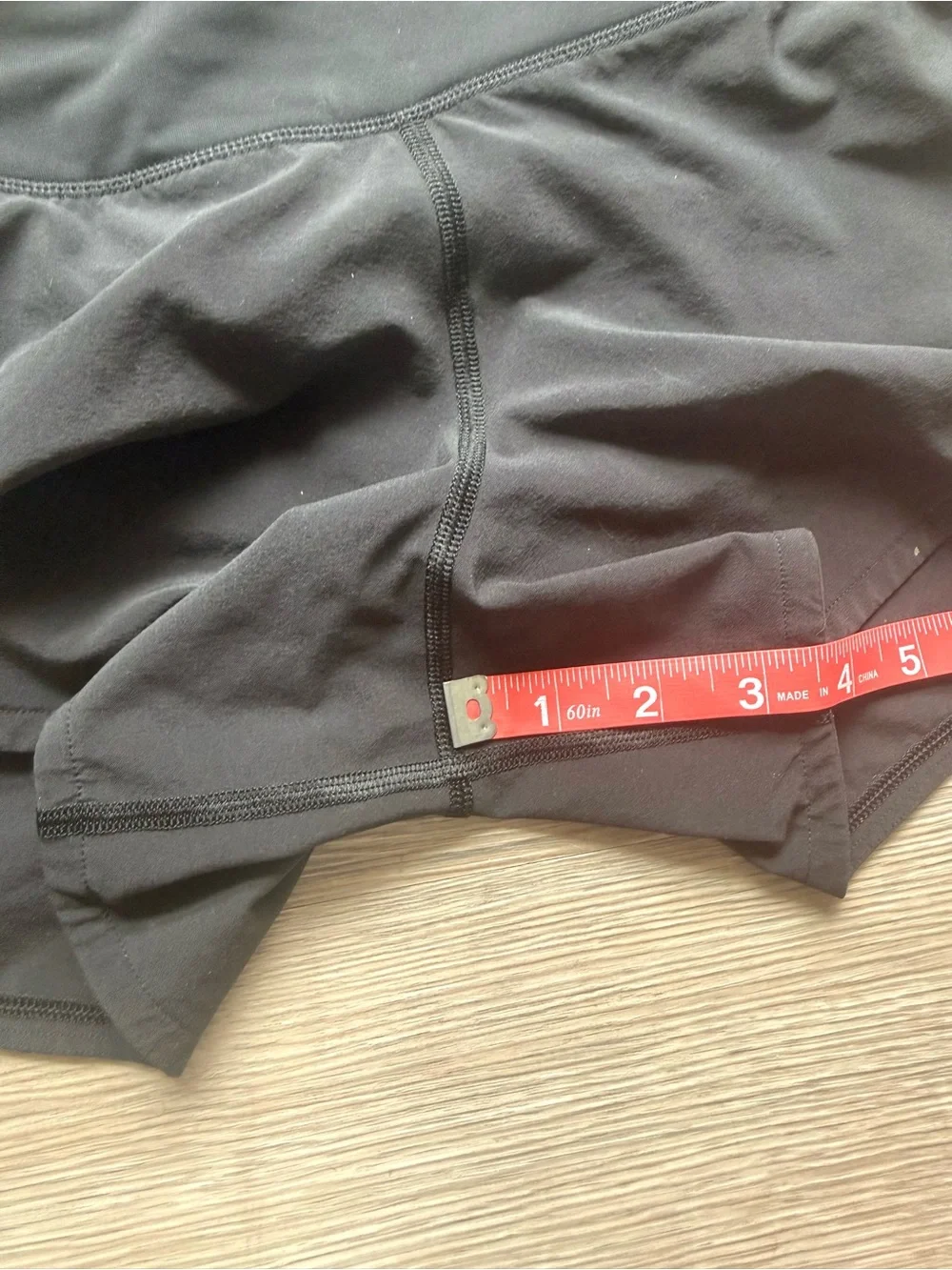 Lululemon Size 4 Athletic Run Times Short II *4